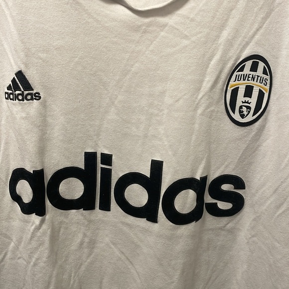 Juventus FC Short Sleeve T Shirt - Picture 2 of 7